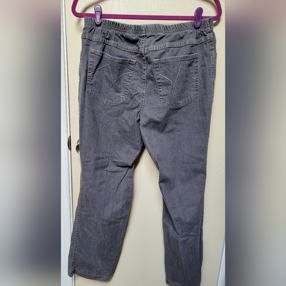 Gray Jeans - Picture 2 of 3